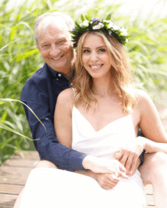 hjallis harkimo puoliso