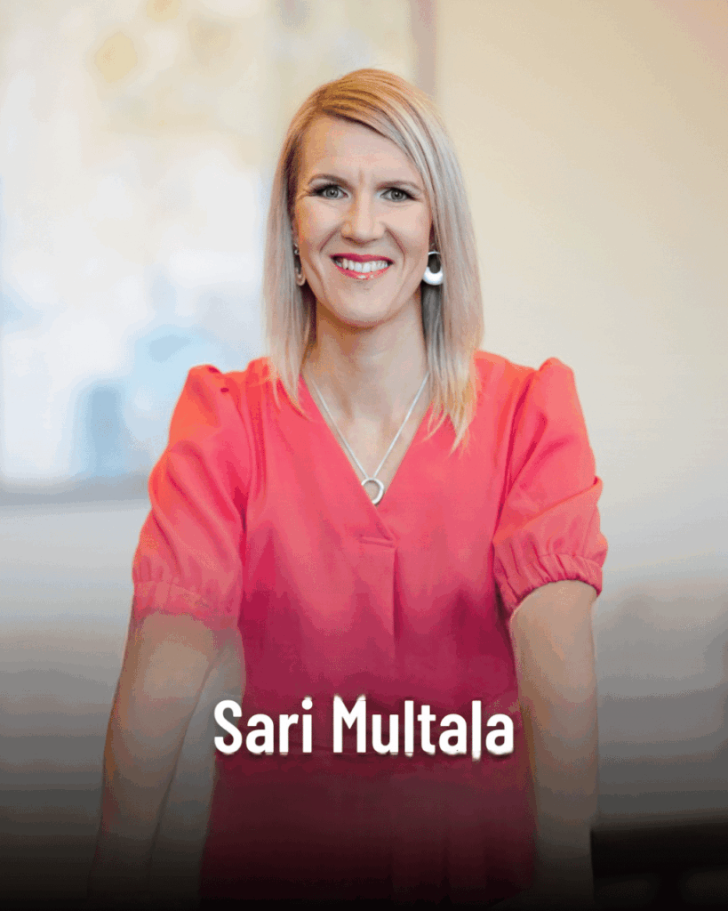 Sari Multala otti koulupojan mukaansa eduskuntaan