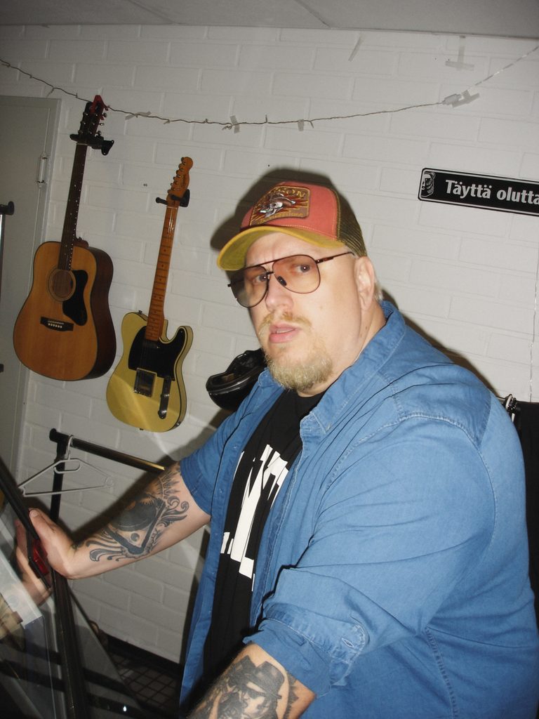 Arttu Wiskari kertoi lukivaikeudestaan: ”Saanut minut pelkäämään julkista lukemista”
